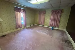 32 Vernon St, Waltham, MA 02453 - Photo 9