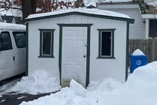 32 Vernon St, Waltham, MA 02453 - Photo 31