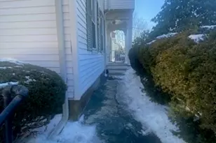 32 Vernon St, Waltham, MA 02453 - Photo 33