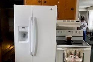 32 Vernon St, Waltham, MA 02453 - Photo 11