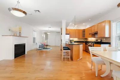 714 E 4th St #3, Boston, MA 02127 - Photo 3