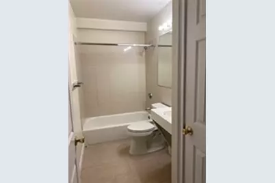 240 East 8th St #2, Boston, MA 02127 - Photo 7