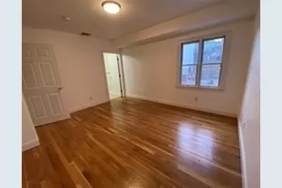240 East 8th St #2, Boston, MA 02127 - Photo 5
