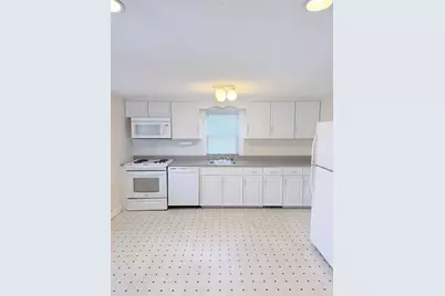188 Lexington St, Newton, MA 02466 - Photo 3