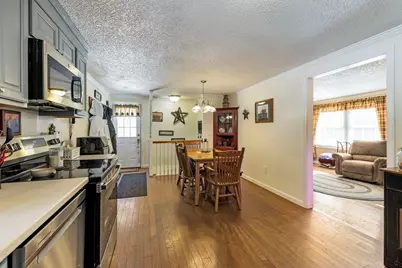 268 N. Liberty St., Belchertown, MA 01007 - Photo 7