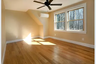 12 Warren Ave #B, Amesbury, MA 01913 - Photo 13