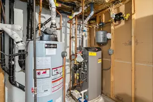 15 Cross St, Chicopee, MA 01013 - Photo 25