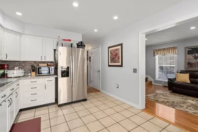 15 Cross St, Chicopee, MA 01013 - Photo 3