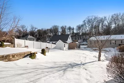 15 Cross St, Chicopee, MA 01013 - Photo 35