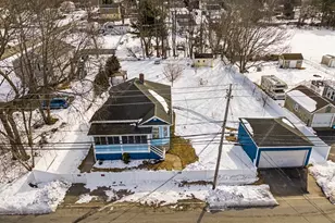 992 Lees River Ave, Somerset, MA 02726 - Photo 3