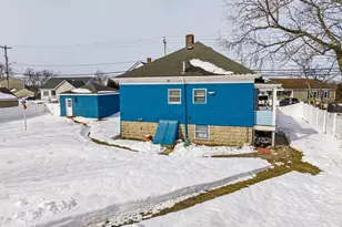 992 Lees River Ave, Somerset, MA 02726 - Photo 5