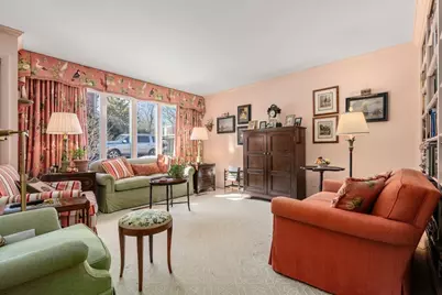 17 Fairgreen Place #17, Brookline, MA 02467 - Photo 9