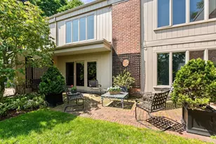 17 Fairgreen Pl, Brookline, MA 02467 - Photo 3
