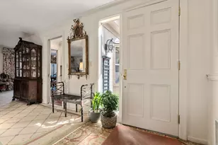 17 Fairgreen Pl, Brookline, MA 02467 - Photo 5