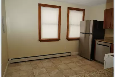 61 Plain St #1R, Taunton, MA 02780 - Photo 5