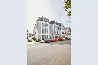 881 E 2nd St #13, Boston, MA 02127 - Photo 1