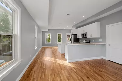 365 E St, Boston, MA 02127 - Photo 7