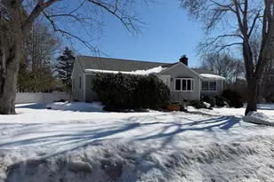 2 Sachem Rd, Peabody, MA 01960 - Photo 13