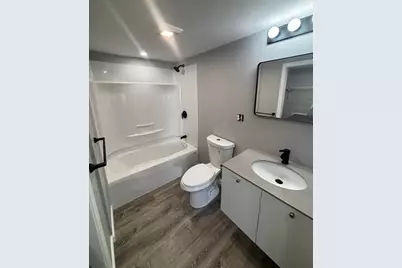 94 Whitfield #2, Boston, MA 02124 - Photo 5