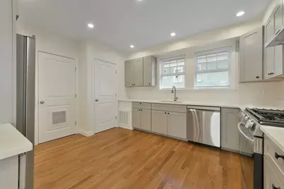48 Manthorne Rd #1, Boston, MA 02132 - Photo 11
