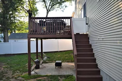 104 Appleton St, Springfield, MA 01108 - Photo 7