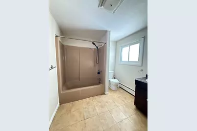 33 N Sullivan Rd #1, Charlton, MA 01507 - Photo 7