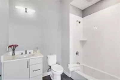 421 Main #305, Melrose, MA 02176 - Photo 3