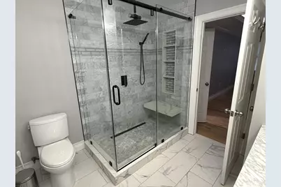 10 Oakwood Ct, Framingham, MA 01701 - Photo 11