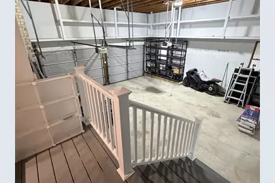 10 Oakwood Ct, Framingham, MA 01701 - Photo 19