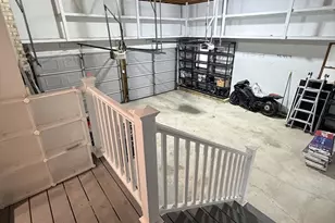 10 Oakwood Ct, Framingham, MA 01701 - Photo 19