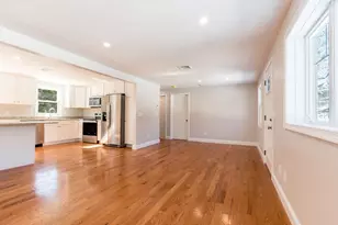 24 Weatherglass Ln, Falmouth, MA 02536 - Photo 7