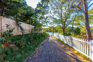 24 Weatherglass Ln, Falmouth, MA 02536 - Photo 3