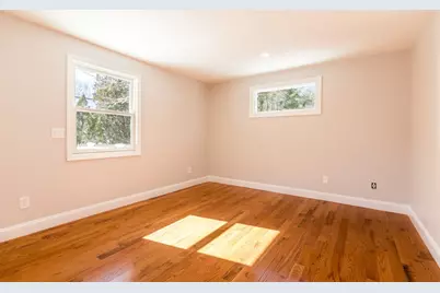 24 Weatherglass Ln, Falmouth, MA 02536 - Photo 15