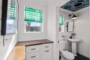 48 Patton Rd, Wellesley, MA 02482 - Photo 17