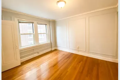 1450 Beacon St #502, Brookline, MA 02446 - Photo 9