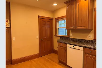 79 Willow Ave, Somerville, MA 02144 - Photo 21