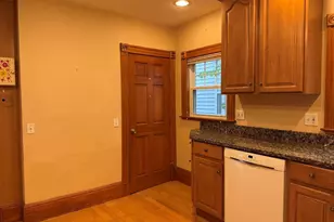 79 Willow Ave, Somerville, MA 02144 - Photo 21