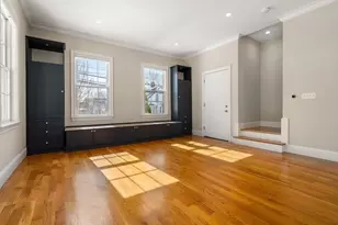 23 Chickatawbut St, Boston, MA 02122 - Photo 11