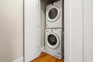 23 Chickatawbut St, Boston, MA 02122 - Photo 27