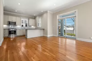 23 Chickatawbut St, Boston, MA 02122 - Photo 5