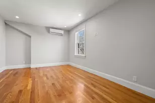 23 Chickatawbut St, Boston, MA 02122 - Photo 31