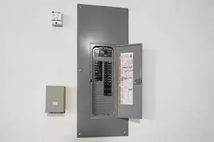 23 Chickatawbut St, Boston, MA 02122 - Photo 37