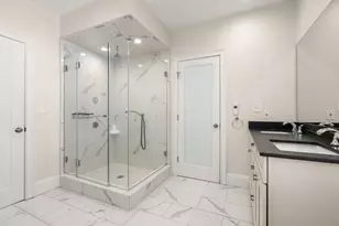 23 Chickatawbut St, Boston, MA 02122 - Photo 25