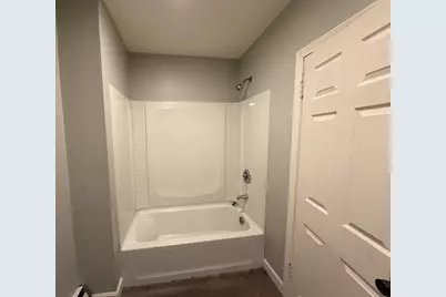 1038 Main Street #1L, Worcester, MA 01603 - Photo 7