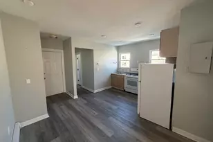 1038 Main St, Worcester, MA 01603 - Photo 5