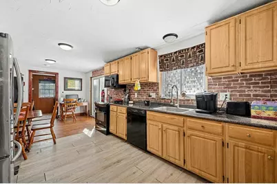 152 Beaverbrook Pkwy, Worcester, MA 01603 - Photo 3