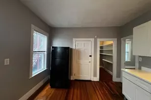 11 Sunset St, Boston, MA 02120 - Photo 3