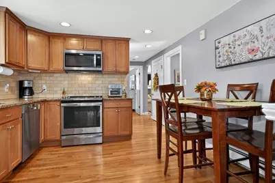 5 Castle Avenue, Medfield, MA 02052 - Photo 11