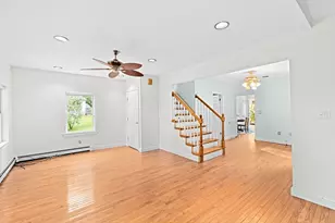 72 Precinct St, Lakeville, MA 02347 - Photo 5