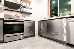 78 Marvin Pl, Cambridge, MA 02139 - Photo 5